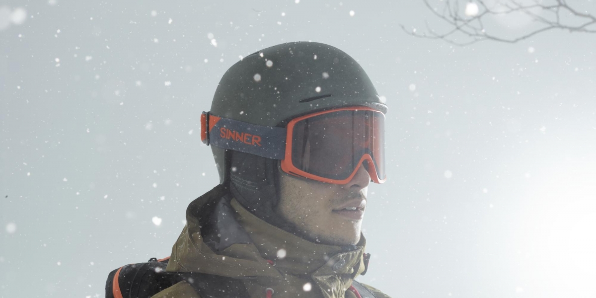 Helder op Onverenigbaar Of anders Waar moet je op letten bij het uitkiezen van een helm? | SnowWorld